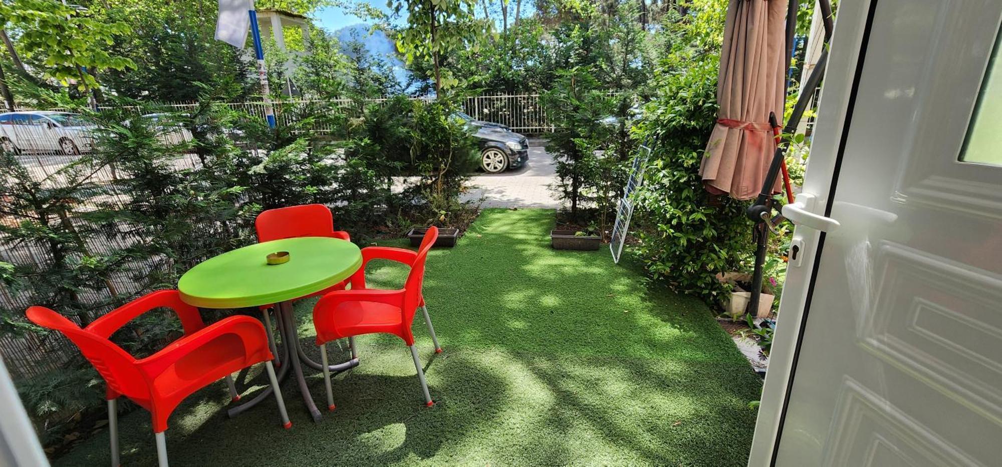 Sunny Beach Loft Golem (Tirana) Bagian luar foto